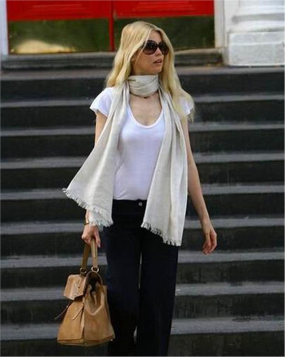 圍巾批發(fā) 女士圍巾