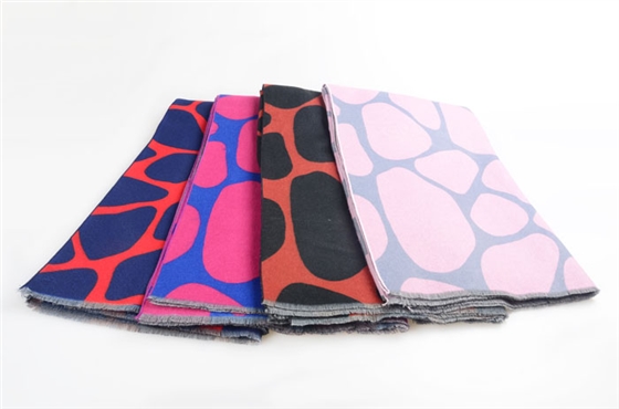 圍巾工廠(chǎng) 拉絨披肩 廠(chǎng)家批發(fā)