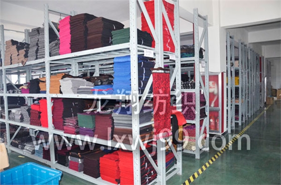 龍翔圍巾加工成品