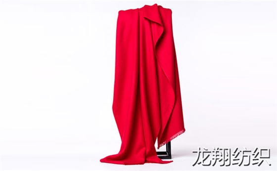 紅色羊絨披肩
