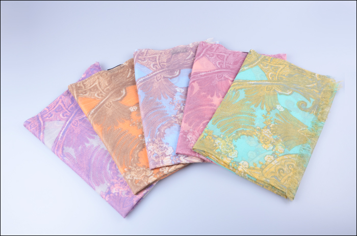 羊絨圍巾 印花圍巾 圍巾批發(fā) 女士圍巾