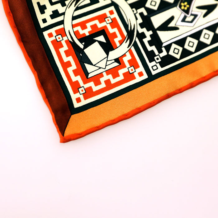 旖旎之夢絲巾細節(jié)圖