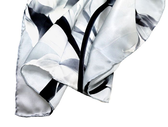 蓮開并蒂絲巾細節(jié)圖