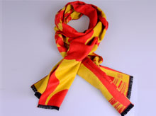 龍翔紡織為人大年會(huì)定制高端禮品圍巾